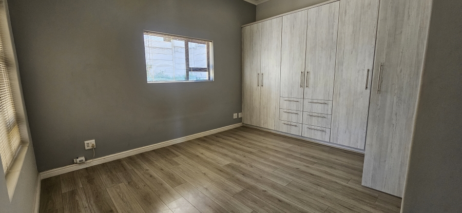 To Let 3 Bedroom Property for Rent in Berg En Dal Western Cape